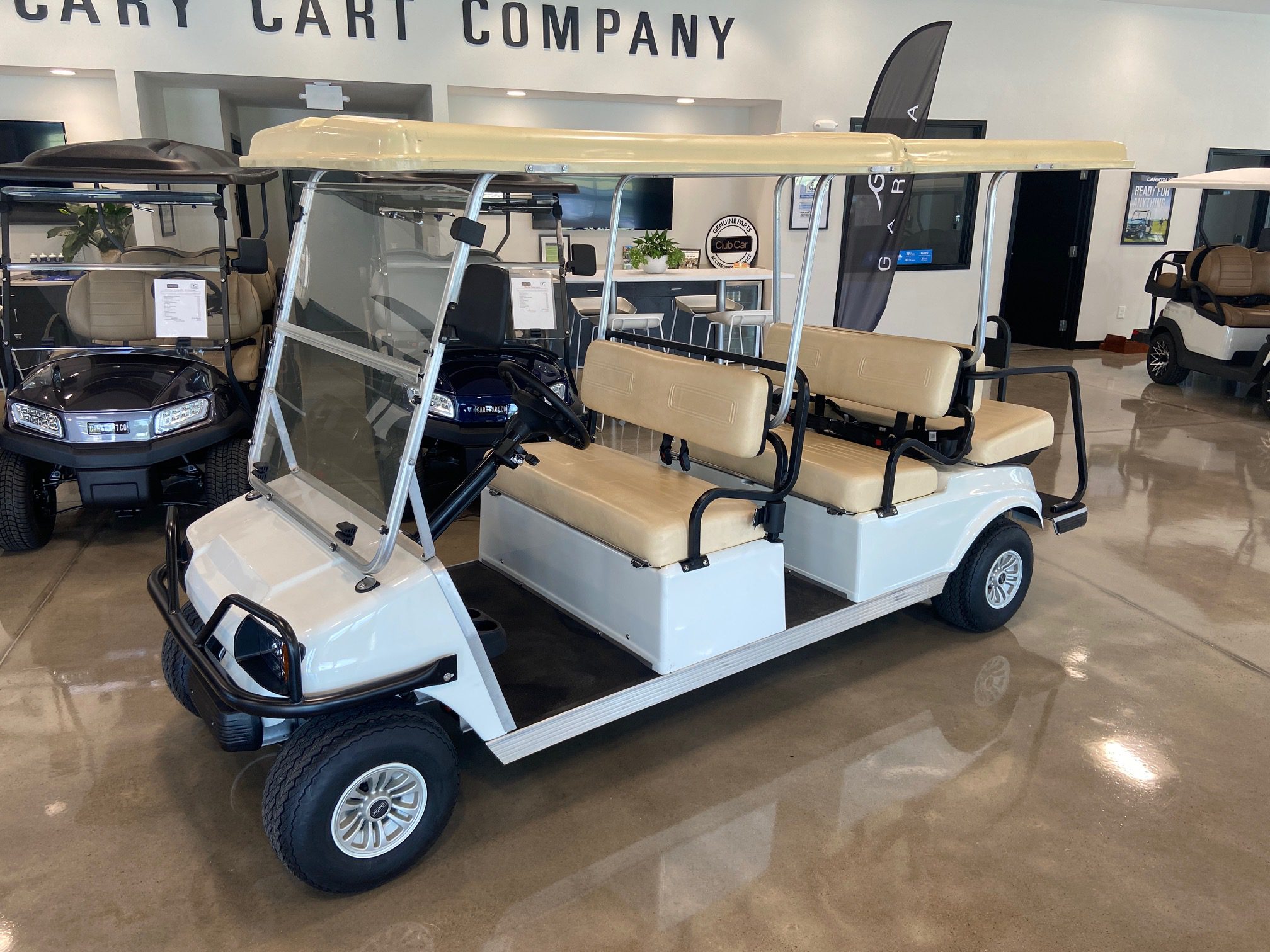 White Club Car DS