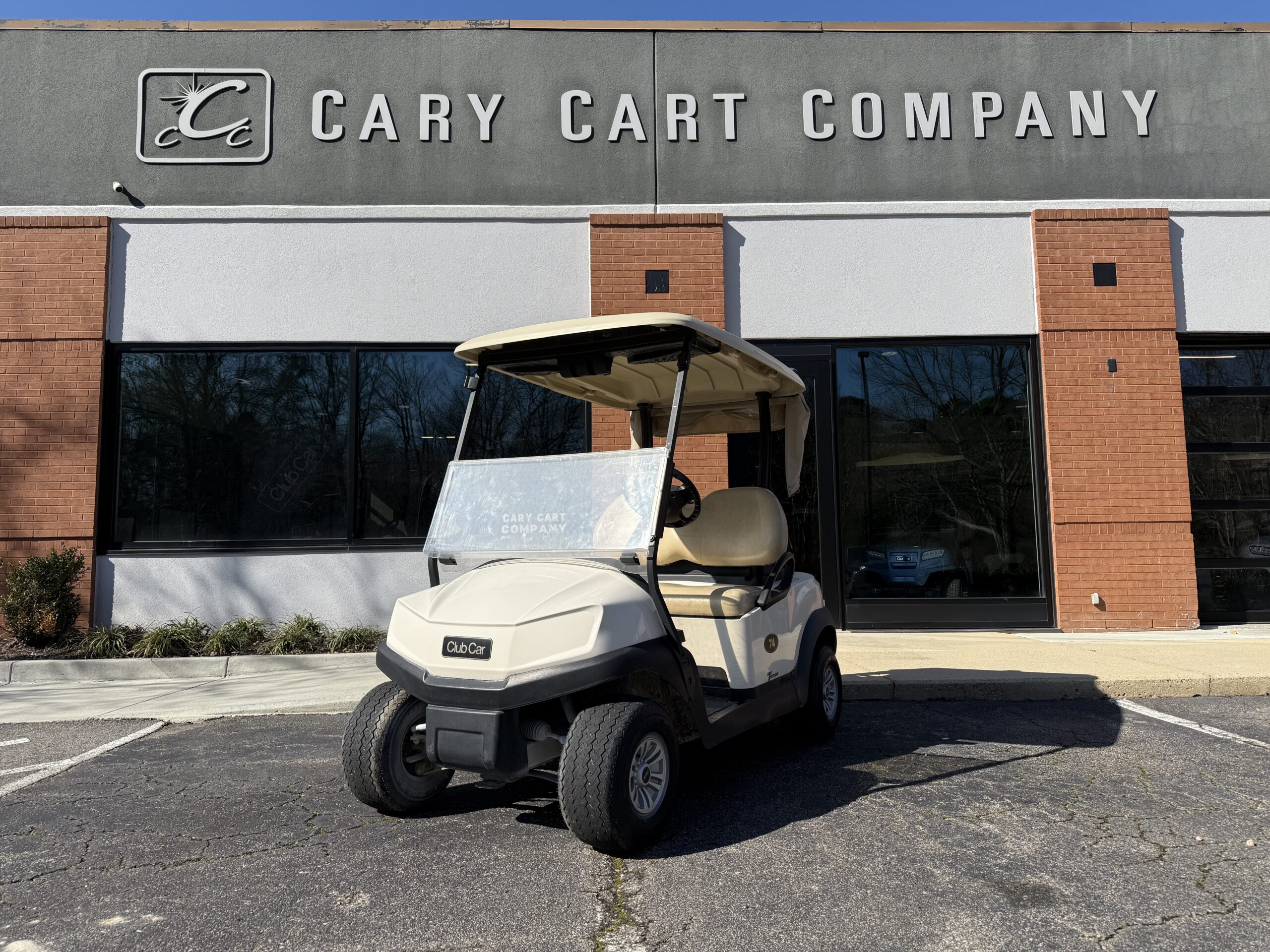 White Club Car Tempo Gas