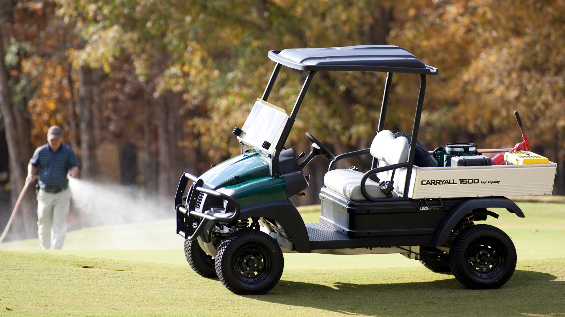 utv on golf course