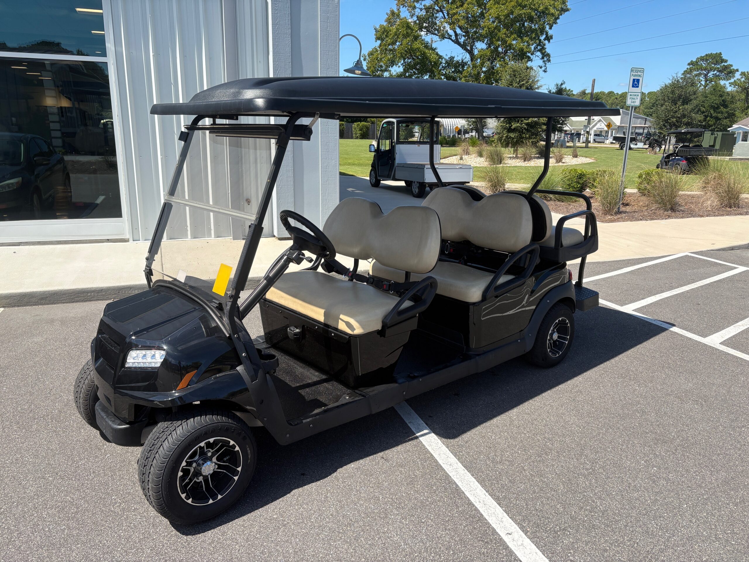 Tuxedo Black Club Car Onward HP FLA
