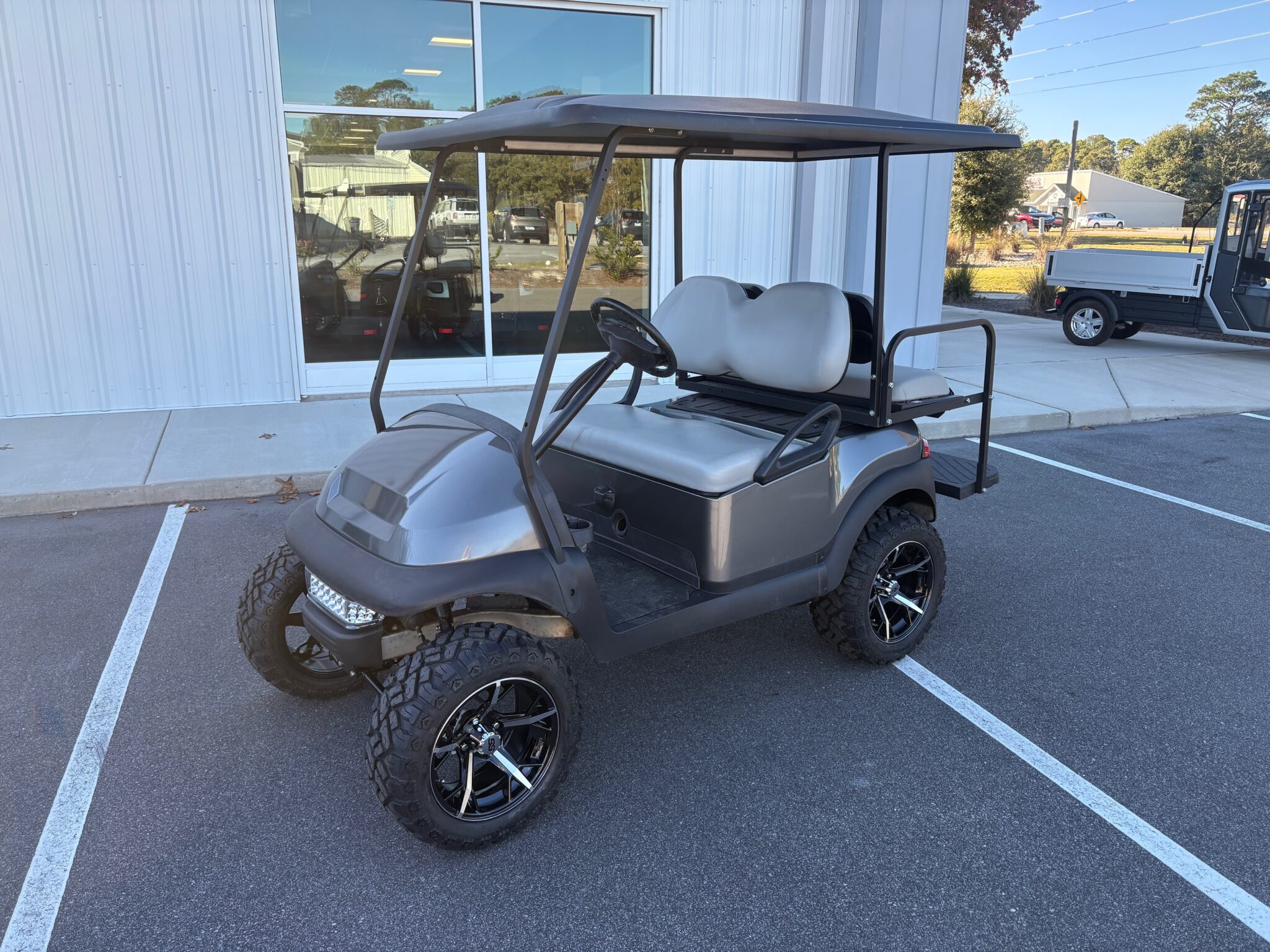 Graphite Club Car Precedent